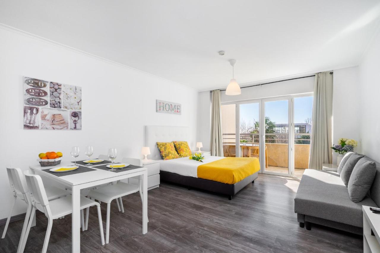 Jardins Da Rocha: Sunny Studio with Pools and Parking Portimao Exterior photo